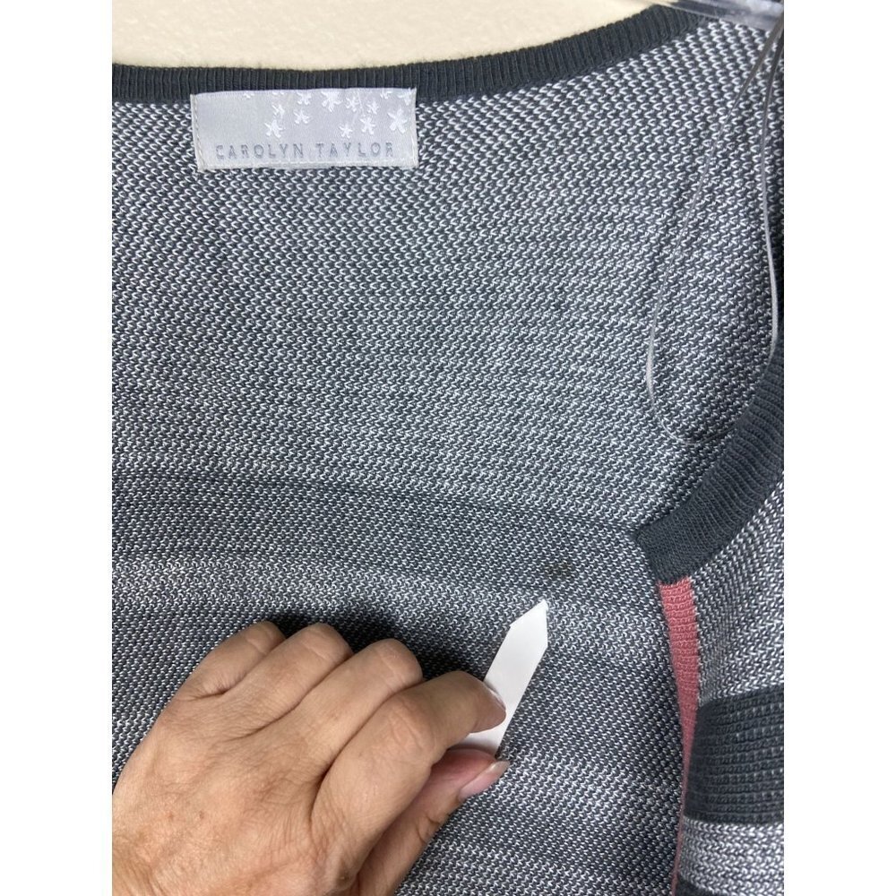 ✨2/$20✨‎ Carolyn Taylor Gray Multi Color Open Front Long Cardigan - Picture 9 of 15
